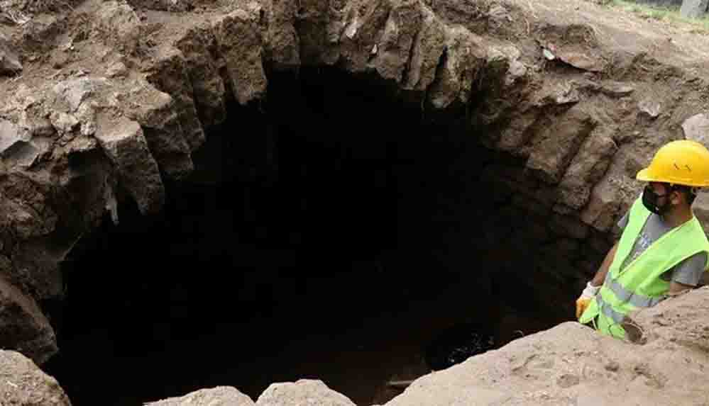 Tarihi mezarlıkta Selçuklu dönemine ait olduğu değerlendirilen mezar odası bulundu1