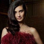 Tuba-Büyüküstün-Rusya’nın-reklam-yüzü-oldu