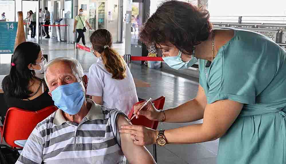 Türkiye'de uygulanan Covid-19 aşı dozu miktarı 80 milyonu geçti