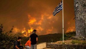 Yunanistan Başbakanı Miçotakis: Kabus gibi bir yaz