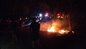 Çanakkale'de ormanlık alanda yangın çıktı, 1 arazöz devrildi