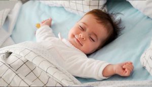 Bebeklerin gece boyu kesintisiz uyuması mümkün: Peki nasıl?