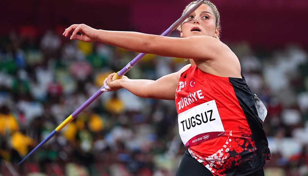 Cirit atma finalinde mücadele eden Eda Tuğsuz, olimpiyat dördüncüsü oldu