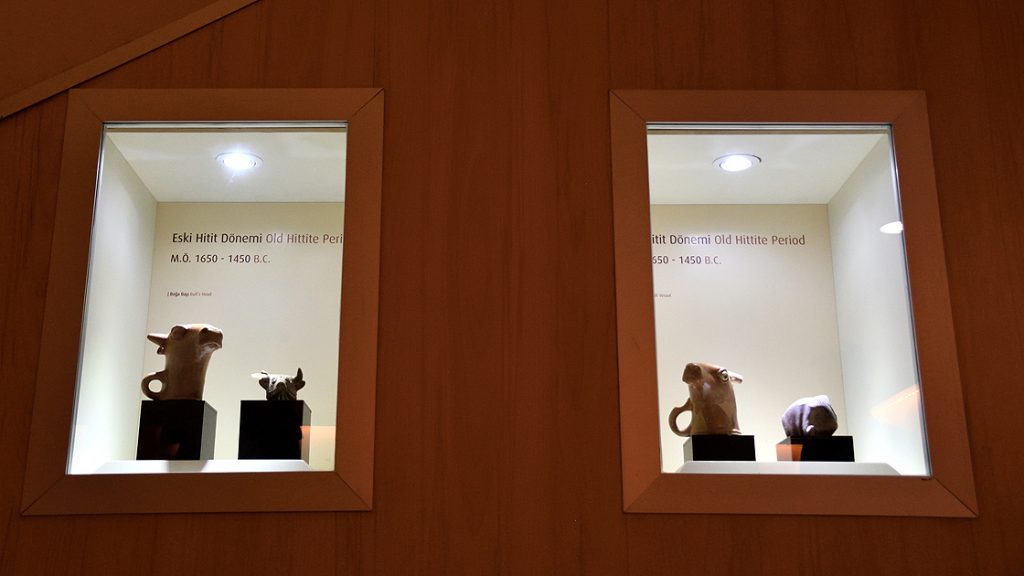 Boğazkale Müzesi'nin 3 bin 600 yıllık ünik eseri: Yumruk biçimli içme kabı