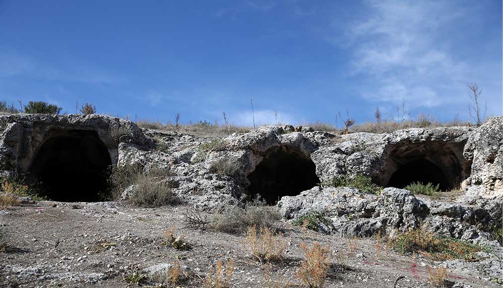 00-kaya-mezarı-tespit-edildi