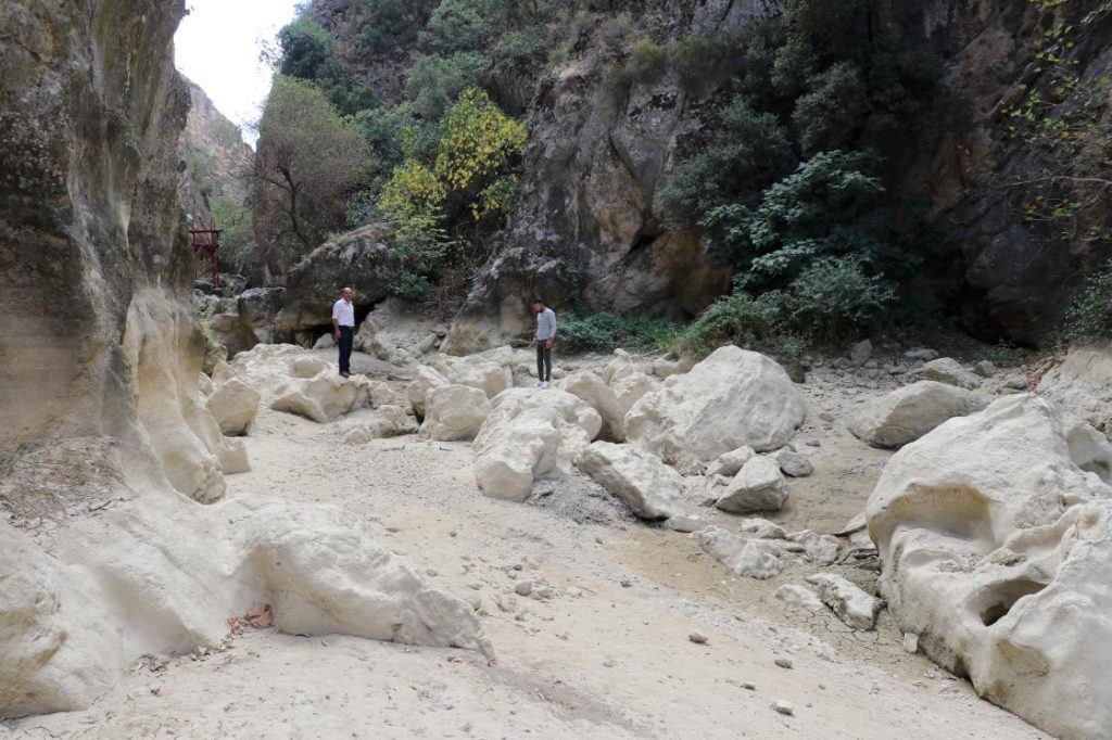 Büyük Menderes Nehri üzerindeki Kısık Kanyonunda sular çekildi 3 Büyük Menderes Nehri üzerindeki Kısık Kanyonunda sular çekildi