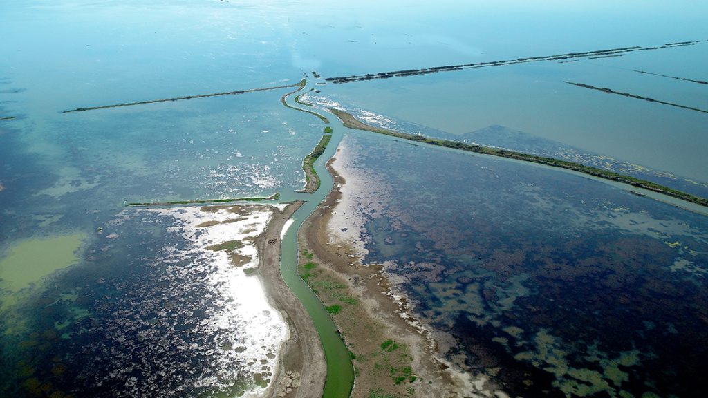 Suğla Gölü'nde sular çekildi 1 Suğla Gölü'nde sular çekildi