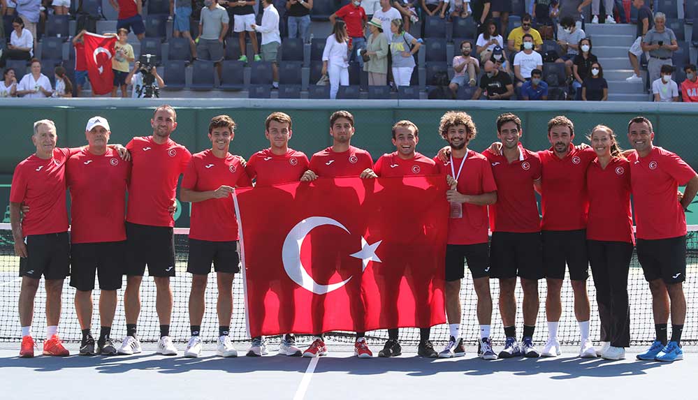 A Milli Erkek Tenis Takımı, Letonya'yı 4-0 yendi