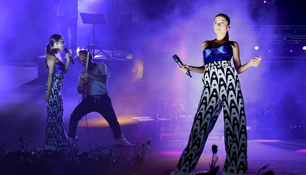 Altın-Güvercin'de-Zeynep-Bastık-rüzgarı-esti