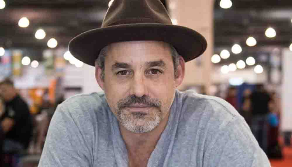 Buffy the Vampire Slayer oyuncusu Nicholas Brendon felç geçirdi