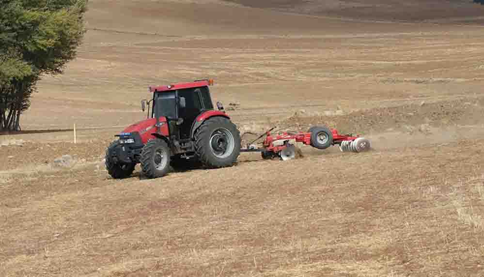 "Çiftçi perişan 35 milyon metrekare alanımız ekilemez durumda"