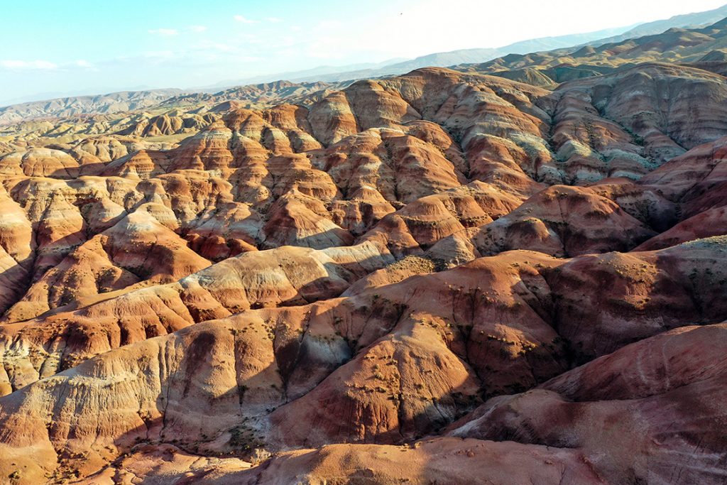 Iğdır'daki Gökkuşağı Tepeleri'ne ziyaretçi ilgisi