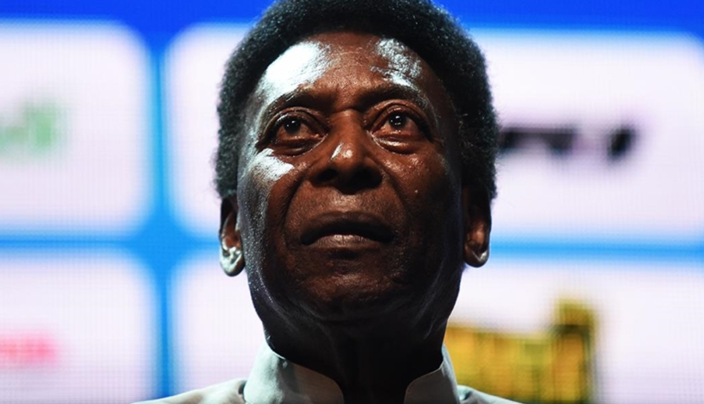 Brezilyalı efsane futbolcu Pele hayatını kaybetti