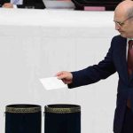 Erdoğan Bayraktar'dan 'Yüce Divan' mesajı 13 Erdoğan Bayraktar'dan 'Yüce Divan' mesajı