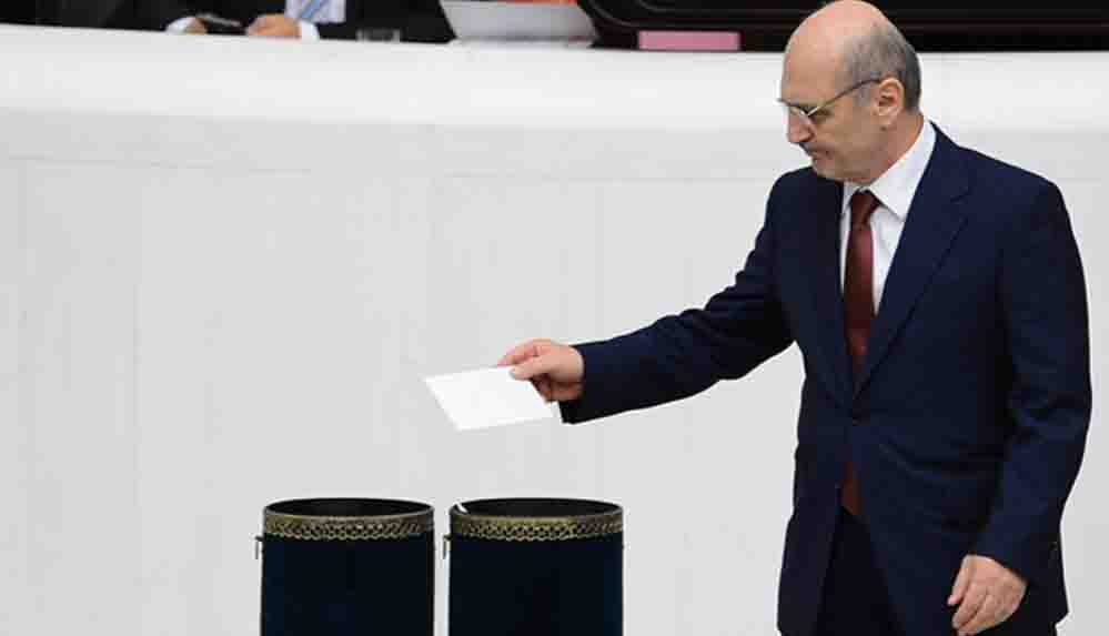 Erdoğan Bayraktar'dan 'Yüce Divan' mesajı