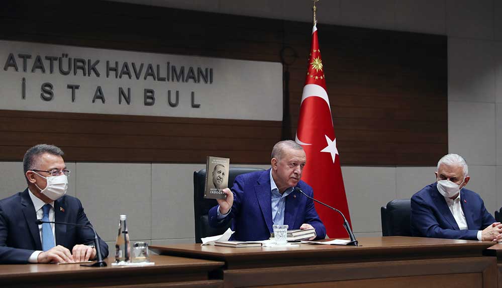 Erdoğan kitabının Fransızca baskısını tanıttı: Görüldüğü gibi bu da İngilizcesi
