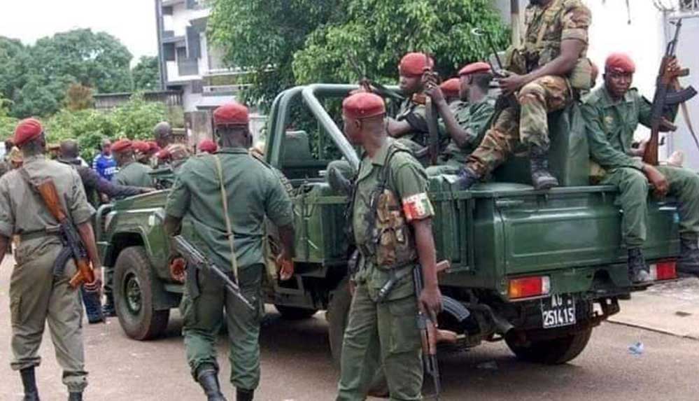 Guterres,-Twitter-hesabından-yaptığı-paylaşımda,-Gine'deki-gelişmeleri-yakından-takip-ettiğini-ve-yönetimin-silah-zoruyla-devralınmasını-şiddetle-kınadığını-kaydetti.