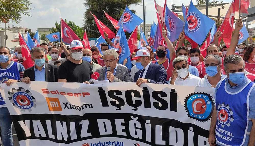 Xiaomi işçileri için İzmir'de eylem