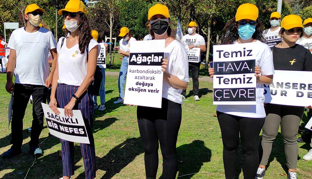 Kalamış-Parkı'ndaki-etkinliğe-vakfın-bağışçıları-ve-gönüllüler-katıldı.