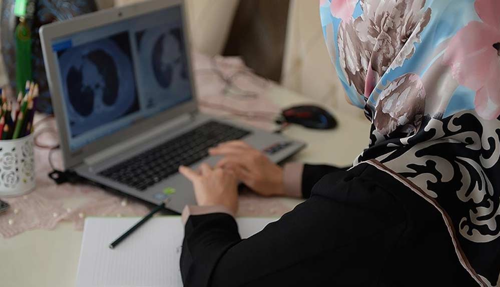 Kanser-teşhisi-konulan-kişinin-akciğerindeki-kitle-Kovid-19-tedavisi-sonrası-kayboldu