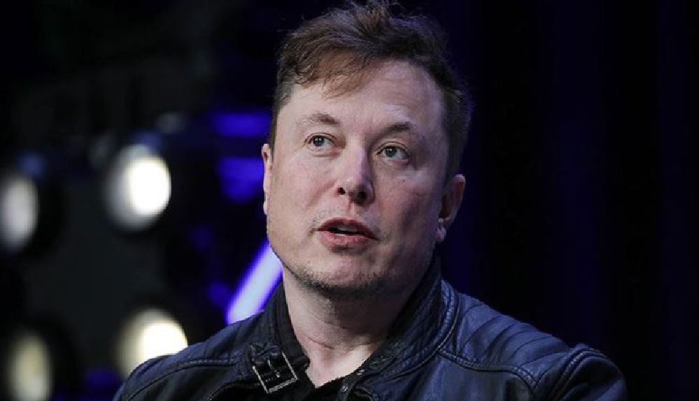 Musk, Bezos’un Blue Origin roketiyle dalga geçti