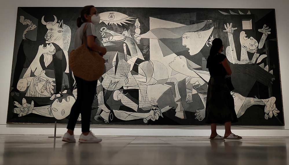 Picasso'nun-Guernica-tablosunun-İspanya'ya-getirilişi-40.-yılını-doldurdu