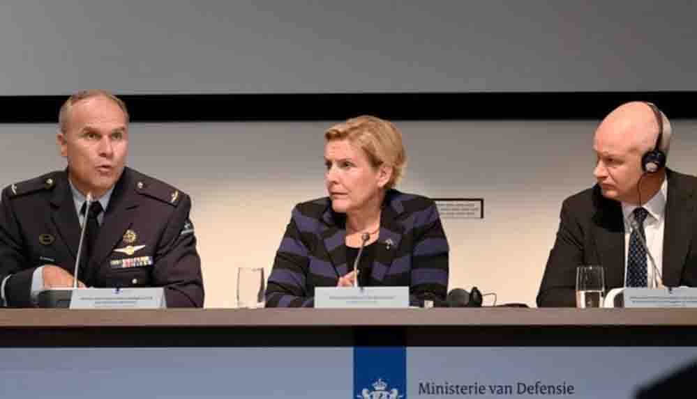 Son Dakika... Hollanda Savunma Bakanı istifa etti