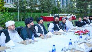 Taliban'ın "Dışişleri Bakan Vekili" Muttaki, yabancı misyon temsilcileriyle bir araya geldi