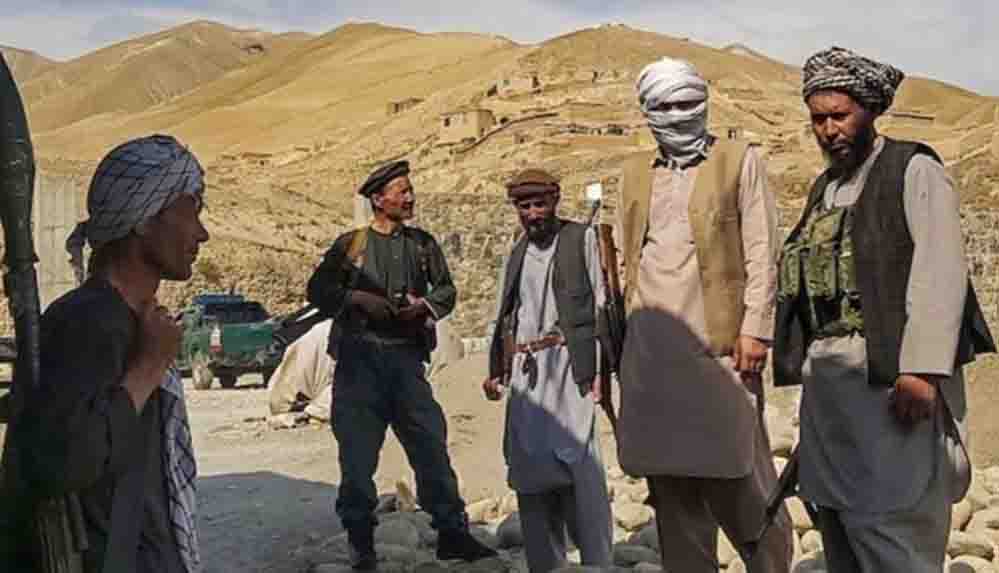 Taliban'ın kurucularından Turabi, uzuv kesme cezalarının devam edeceğini açıkladı!