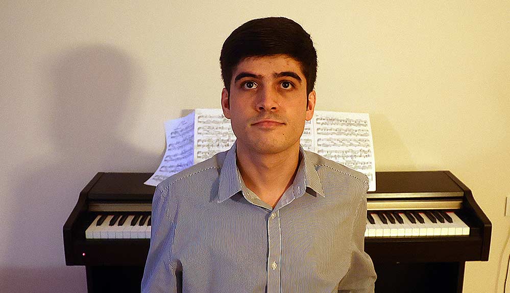 Türkiye'nin ilk otizmli doktora öğrencisi, müzik dehası Buğra oldu