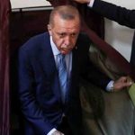 Yeni Şafak yazarı Acet, AKP'yi üzecek anket sonuçlarını paylaştı