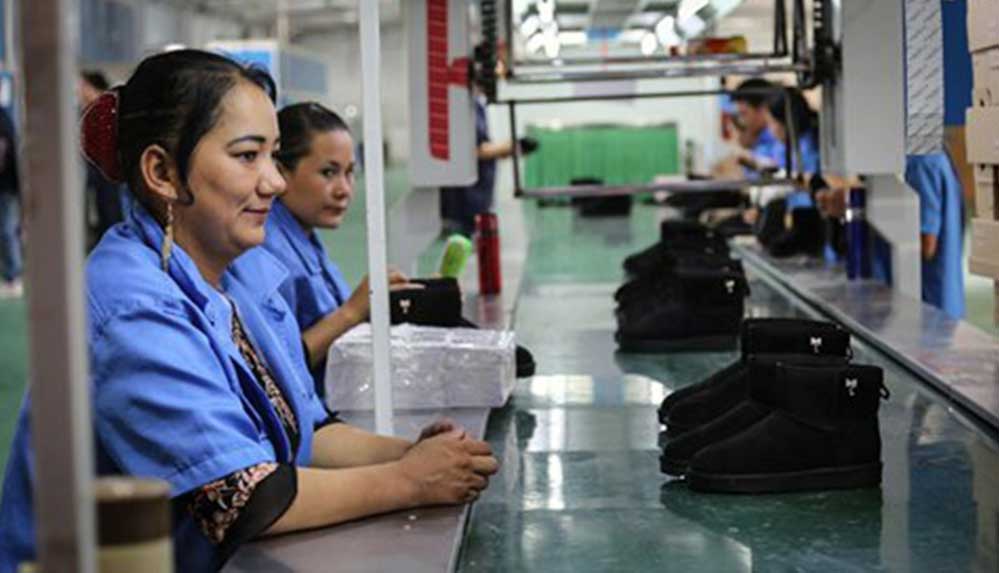 Alman şirketler hakkında "Çin'de zorla çalıştırılan Uygur iş gücünden yararlandıkları" şüphesiyle suç duyurusu