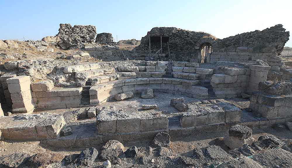 Epiphaneia Antik Kenti kazılarında tapınaktan dönüştürülmüş kilise bulundu