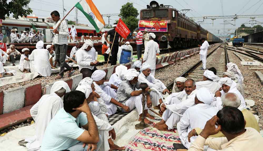 Hindistan'da-çiftçilerin-protestosunda-8-kişi-hayatını-kaybetti