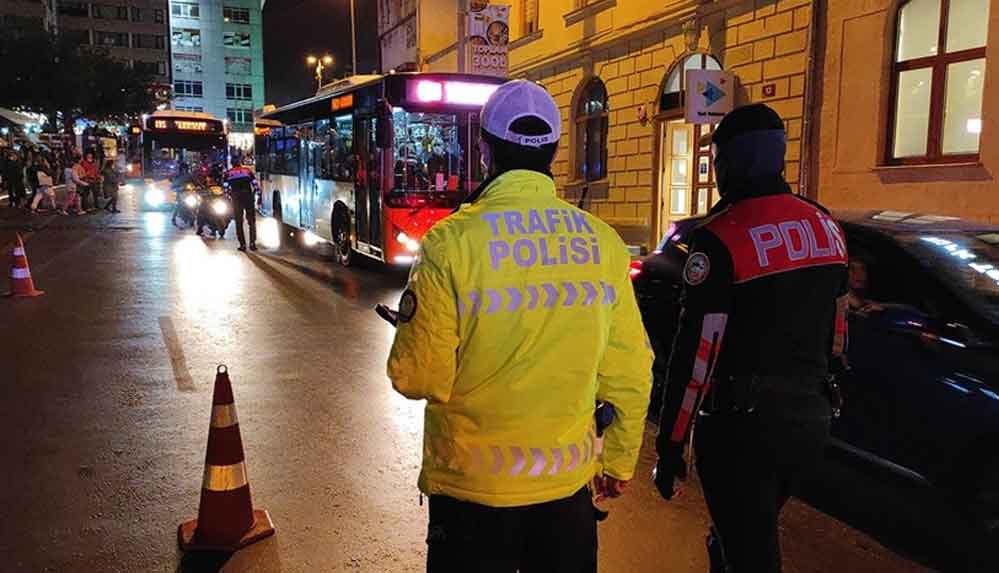 İstanbul'da-'Yeditepe-Huzur'-uygulaması--449-kişi-gözaltına-alındı