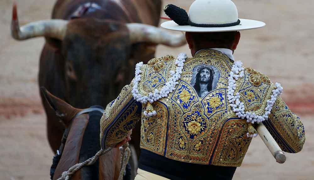 Portekiz'de-16-yaş-altına-boğa-güreşlerini-arenada-izlemek-yasaklandı