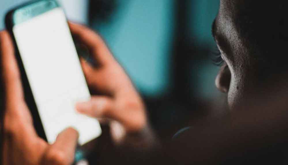 Üyelik-için-9-bin-dolar-ödediği-flört-sitesine-'Yeterli-sayıda-kadın-yok'-diyerek-dava-açtı