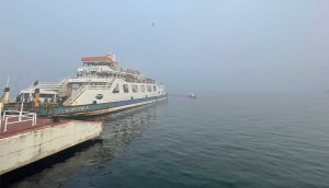 Çanakkale Boğazı yoğun sis nedeniyle çift yönlü transit gemi geçişlerine kapatıldı