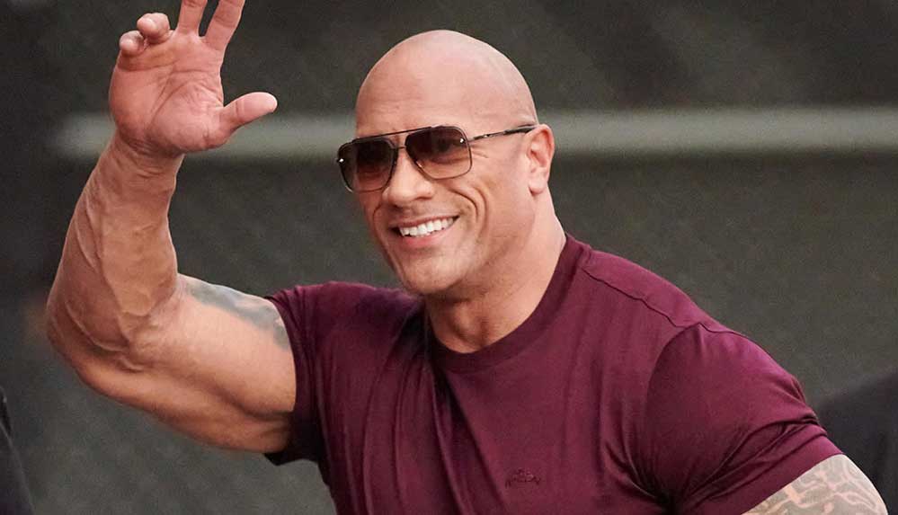 Dwayne Johnson, filmlerinde artık gerçek silah kullanmayacak