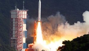 Japonya 9 uydu taşıyan "Epsilon-5" roketini fırlattı