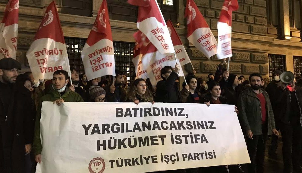 İstanbul ve Ankara'da dolar protestoları