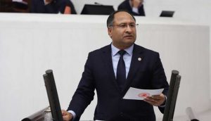CHP İzmir Milletvekili Özcan Purçu'dan 'Üç Kuruş' dizisine tepki: Dizede Roman hakları hiçe sayılmış