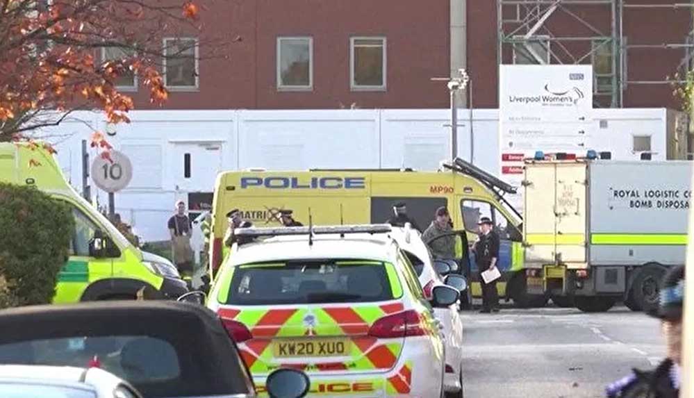 İngiltere'de dün hastane önündeki patlamanın "terör olayı" olduğu açıklandı