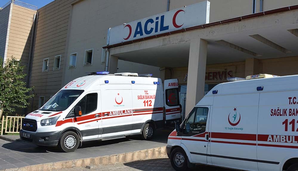 Barış Pınarı Harekat Bölgesi'ndeki terör saldırısında DSİ personeli şehit oldu