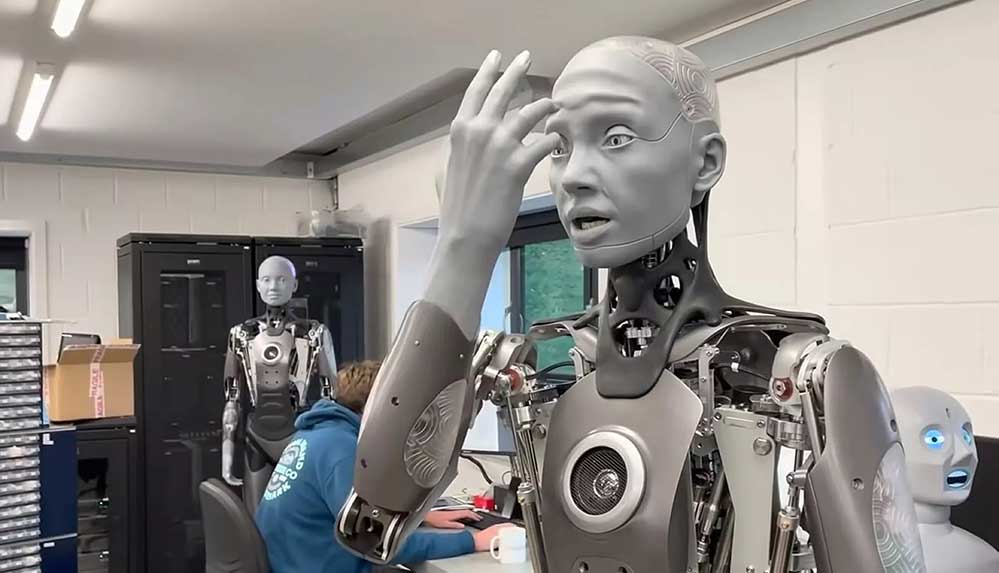 Dünyanın en gerçekçi insansı robotu görücüye çıktı