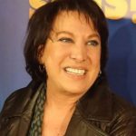 Hastane-odasından-paylaştı--Sanatçı-Oya-Başar-operasyon-geçirdi-1