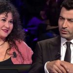 Kim-Milyoner-Olmak-İster'e-damga-vuran-soru--Herkes-ters-köşe-oldu-1