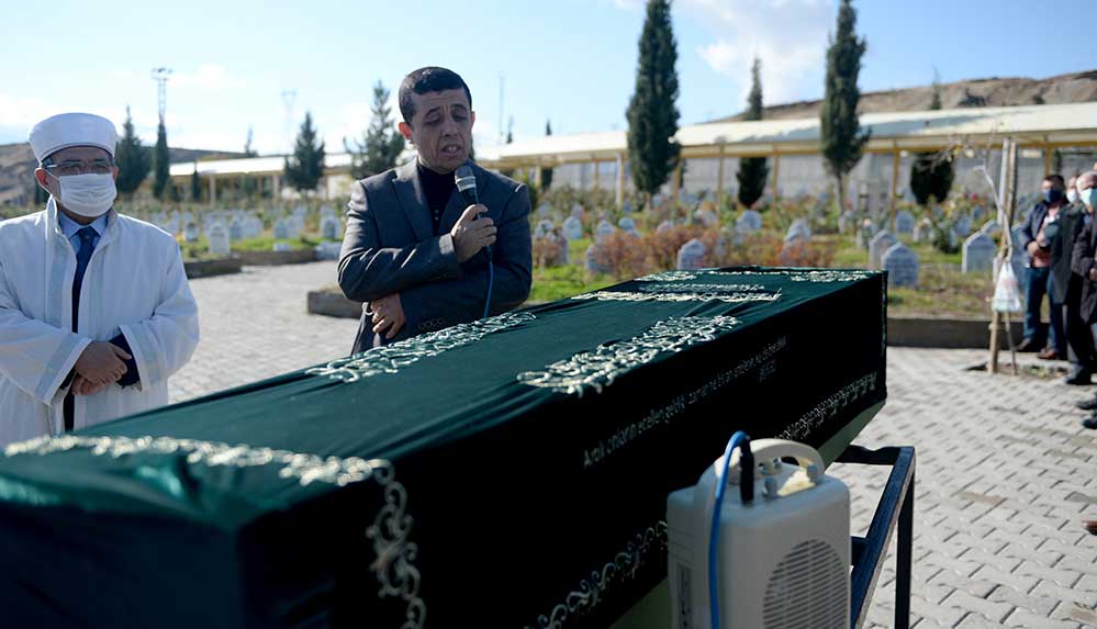 Cemaat yurdunda vahşice öldürülen gencin babası konuştu: Oğlumun barındığı yerden eminim, birçok tanıdığım yurttan memnun kaldı