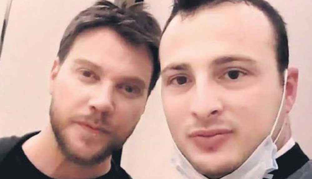 Sinan-Akçıl’la-selfie-çektiren-genç-cezayı-yedi