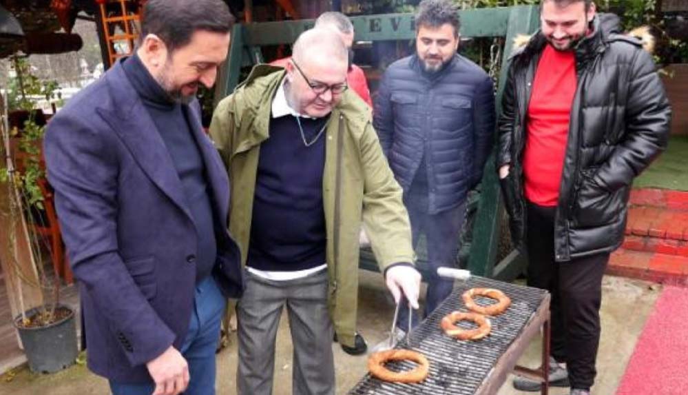 Şafak Sezer'den Hülya Avşar'a olay gönderme: 'Ben zamanında simit bulamayıp...'